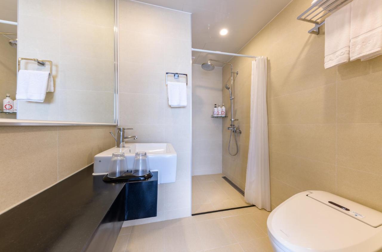 Shin Shin Hotel Cheonjiyeon Seogwipo-stad Buitenkant foto