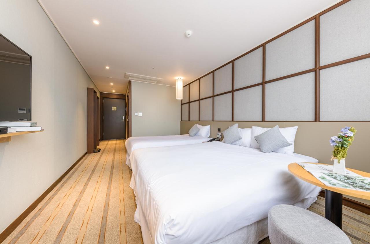 Shin Shin Hotel Cheonjiyeon Seogwipo-stad Buitenkant foto